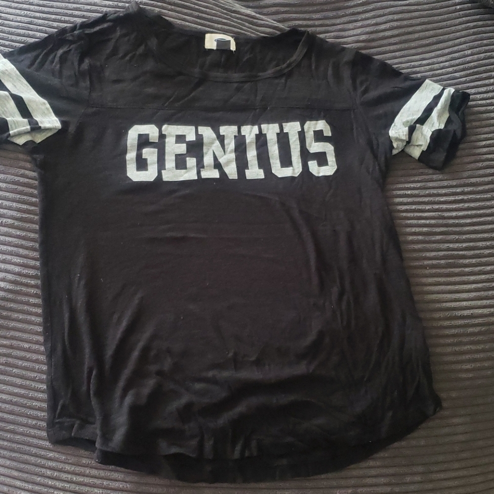 Old Navy GENIUS T small🌺